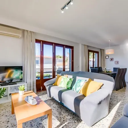 Ideal Mallorca - Casa Pinar Vakantiehuis *